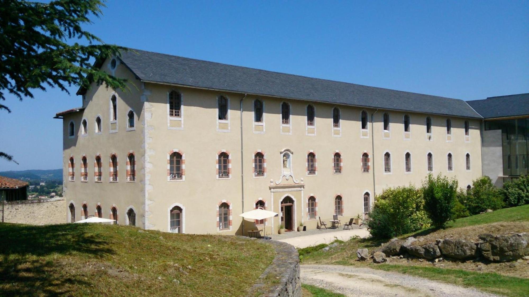 الشقق الفندقية Saint-Lizierفي  Terres De France - Domaine Du Palais المظهر الخارجي الصورة